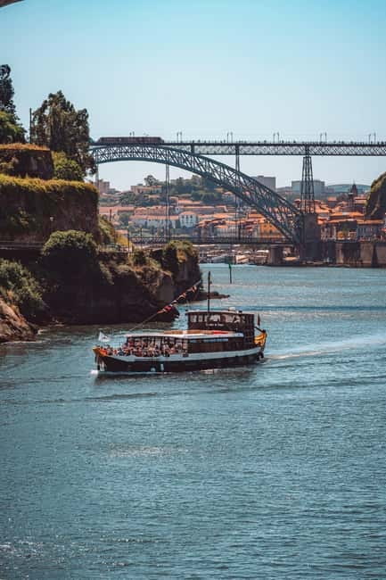 Porto: 6 Bridges Cruise on a Traditional Rabelo Boat - Why a 50-Minute Six Bridges Cruise Feels Worth It