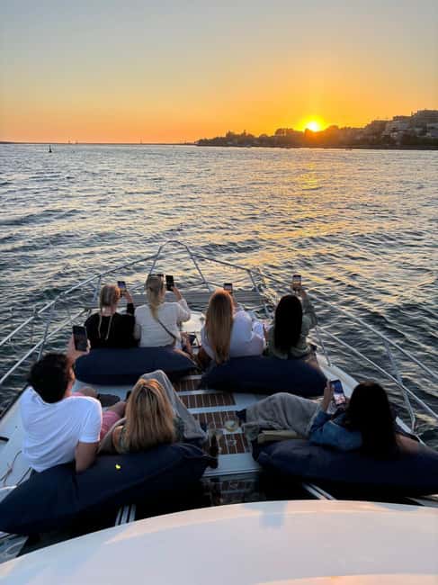 Porto: 6 Bridges Cruise, Welcome Drink & Sunset Option - Who this cruise is best for