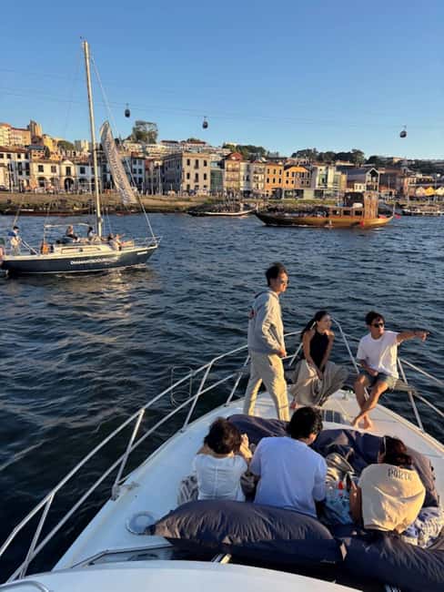 Porto: 6 Bridges Cruise, Welcome Drink & Sunset Option - Porto wine culture, river boats, and what the guide brings to the ride