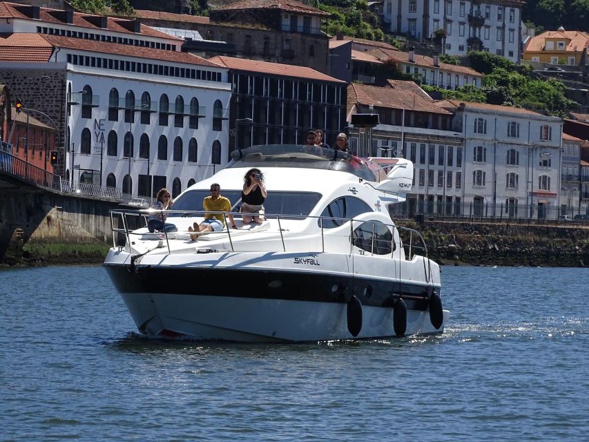 Porto: 6 Bridges Port Wine River Cruise with 4 Tastings - Practical tips that make the difference
