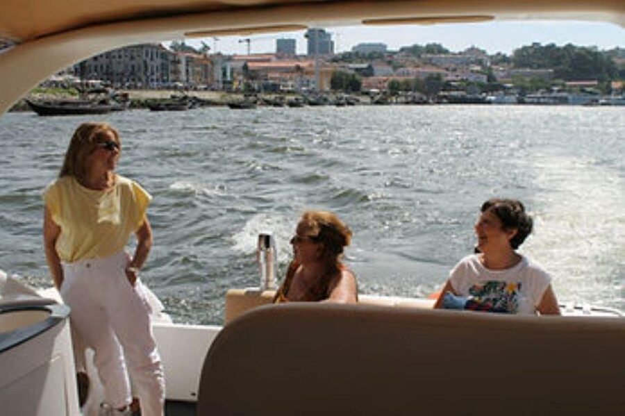 Porto: 6 Bridges Private Yacht Tour with Wine & Snacks - Should you book this Porto yacht tour?