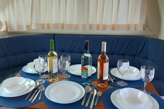 Porto: 6 bridges tour, Douro river with 4 Port Wine tasting - Where the cruise turns: sixth bridge, Palácio do Freio, and the calm finish