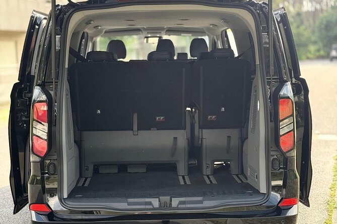 Porto Airport Minivan Transportation Tour Private - A Private Minivan for Families and Small Groups (Up to 8)
