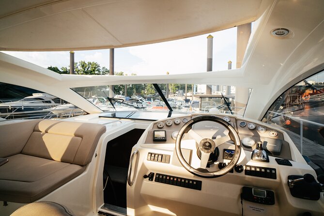 Porto and Douro: Private tour in Yacht - Price and Value for a Group Up to 10