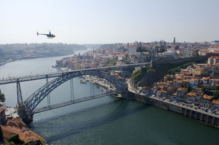 Porto Atlântico Helicopter Tour - Porto Atlântico Helicopter Tour: what 20 minutes really means