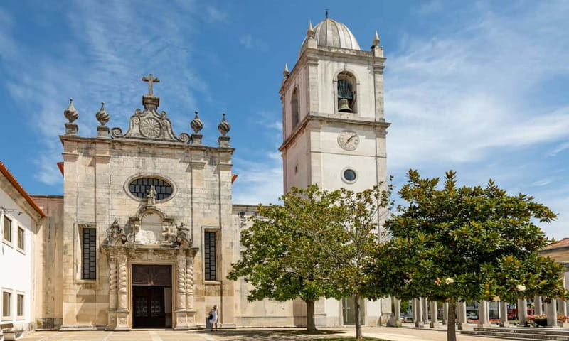 Porto: Aveiro, Cruise, Costa Nova & Capela da Pedra Full Day - Free time in Aveiro: use it for Ovos Moles and the streets you want back