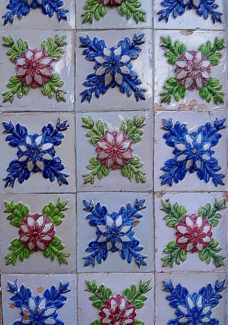 Porto: Azulejos Tiles Walking Tour - Porto’s Azulejos: Street-Level Art With Real Clues
