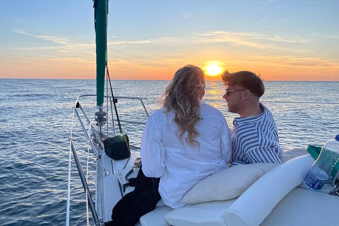 Porto : Best Exclusive Sunset in Charme Sailing - Wine, Cheeses, and Charcuterie: The Best Kind of Porto Snack Time