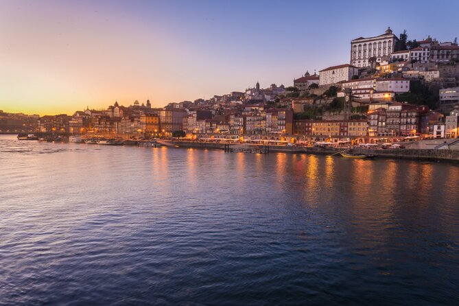 Porto : Best Exclusive Sunset in Charme Sailing - Comfort, Privacy, and Small Details That Make the Evening Feel Easy