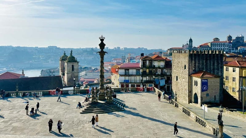 Porto Bishop's Palace Guided Tour - Start at Pelourinho, then walk to Terreiro da Sé