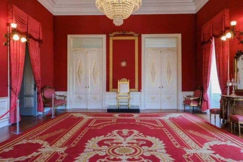 Porto Bishop's Palace Guided Tour - Entering the Paço Episcopal: Baroque palace, not just a museum
