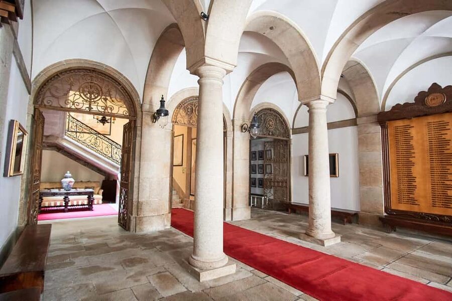 Porto: British Factory House Entry Ticket - Price and value: is $16 a good deal for a 1-hour tour?