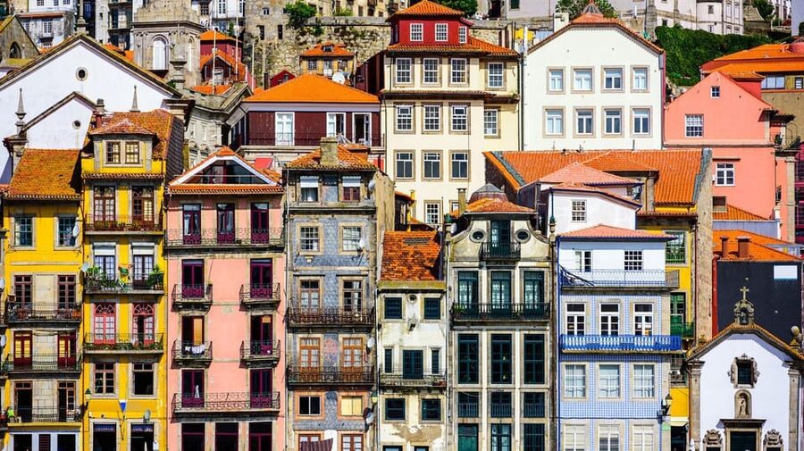 Porto by Foot: Discover the City's Soul - Livraria Lello: gorgeous from the outside, optional inside