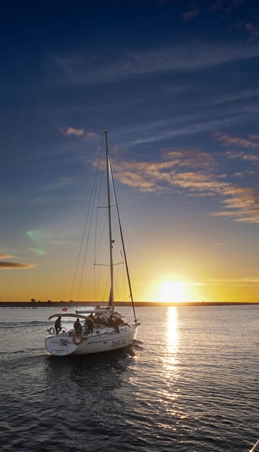Porto: Charming Sailboat Cruise with Port Wine,Sunset Option - Port wine and the real value of the $41 price
