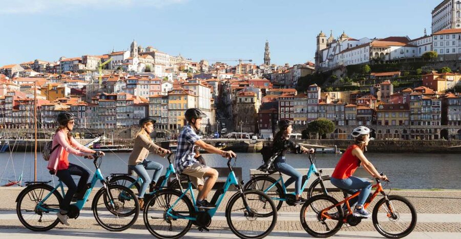Porto: City Highlights 3-Hour Guided Electric Bike Tour - Key highlights to expect
