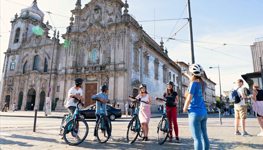 Porto: City Highlights 3-Hour Guided Electric Bike Tour - Mosteiro da Serra do Pilar: the viewpoint that sets the whole route