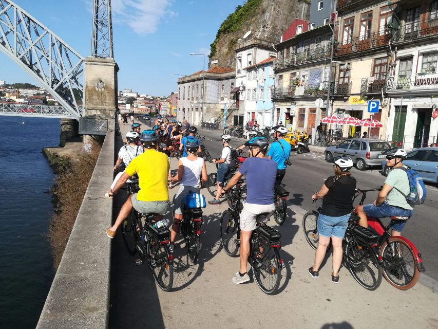 Porto: City Highlights 3-Hour Guided Electric Bike Tour - Sé, Porto Cathedral: finishing with a landmark that anchors the old city