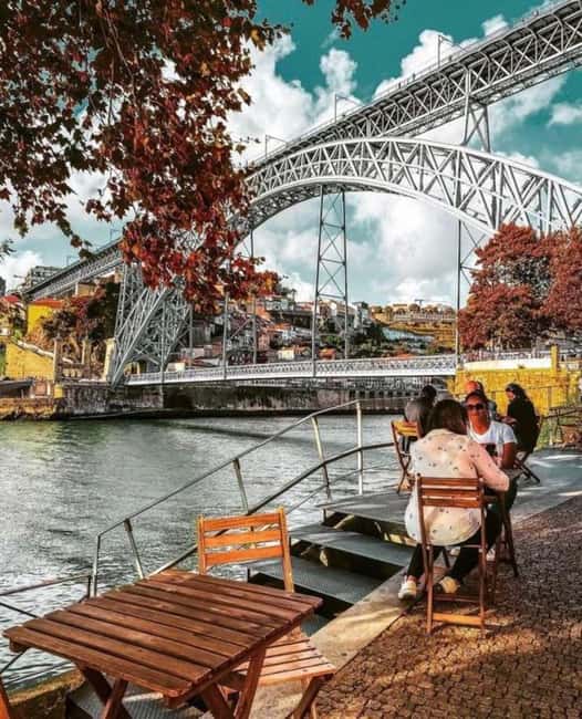 Porto City: Low-Cost Private Tour with Wine Tasting (Special Couples) - Serralves Park Treetop Walk: Green Time Without Leaving the Story