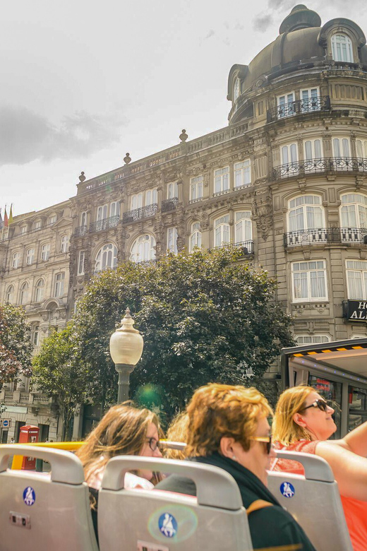 Porto: City Sightseeing Hop-On Hop-Off Bus Tour - Route Basics That Matter: Blue Line vs Red Line Timing and Drop-Off Strategy