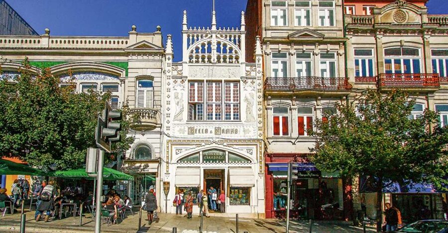 Porto: City Tour, 6 Bridges Cruise and Wine Tasting - São Bento Station: Art You Can Actually Use to Plan Your Day