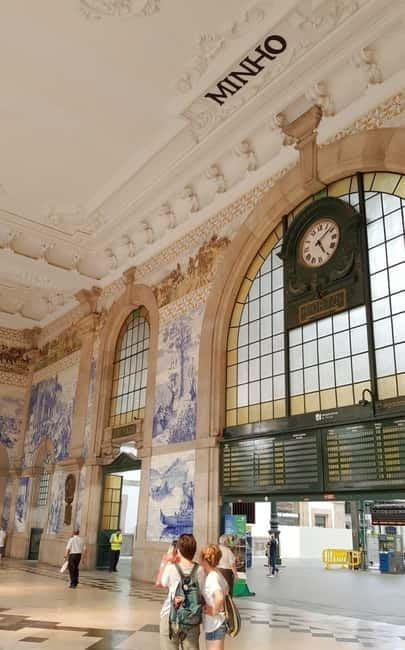 Porto City Tour: Private day tour with tickets included. - Clérigos Tower: baroque drama and a viewpoint reward