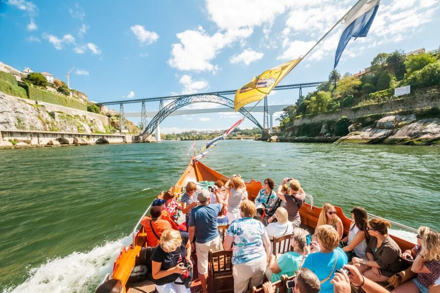 Porto: City Train Tour, River Cruise & Wine Cellar - Small Details That Can Save You Time and Mild Headaches