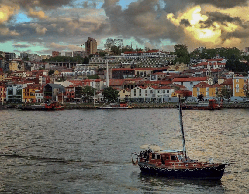 Porto: Classic Boat Cruise on the Douro River - Food, drink, and the value of a $57 small-group cruise