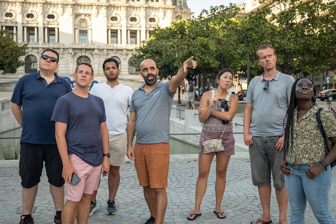 Porto Craft Beer Tour: 7 Beers + 3 Food Pairings in a Small Group - Catraio Craft Beer Shop: Ending at a Portuguese Craft Beer Pioneer