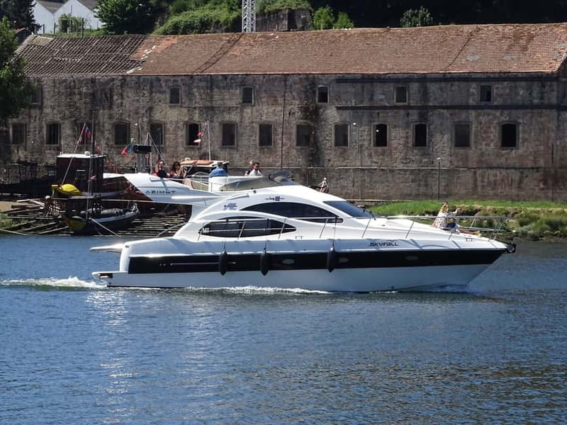 Porto: Cruise on the Douro River - Full Day - Crestuma lock stop: the guided part that makes the river feel real
