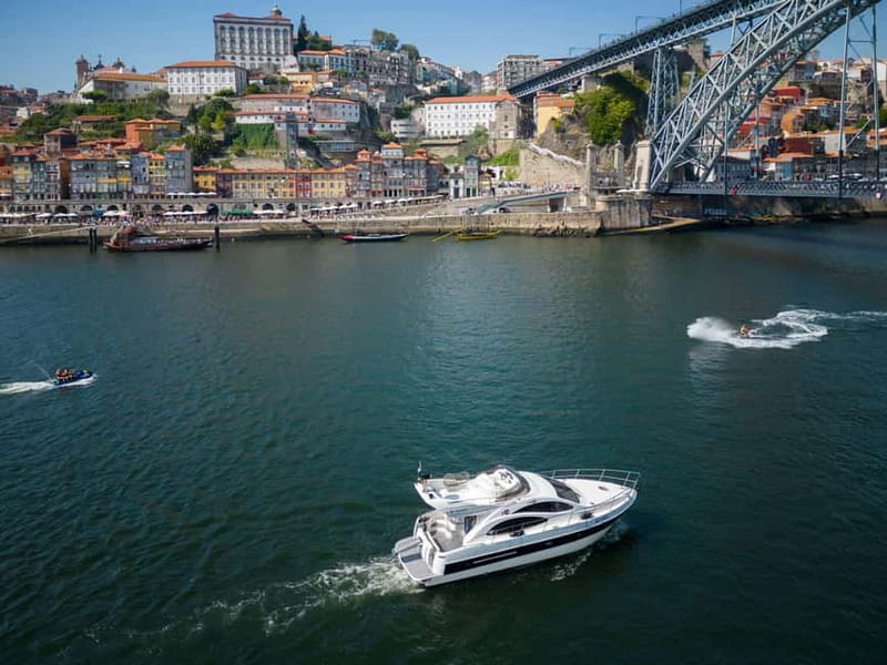 Porto: Cruise on the Douro River - Full Day - Finding the meeting point at R. da Praia 430, Shop 6