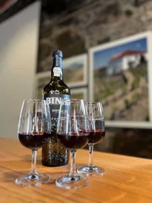Porto: Cruise, Port Wine Cellars, Fado, and Dinner - Port Wine Cellars, Tastings, and a Fado Performance in One Setting