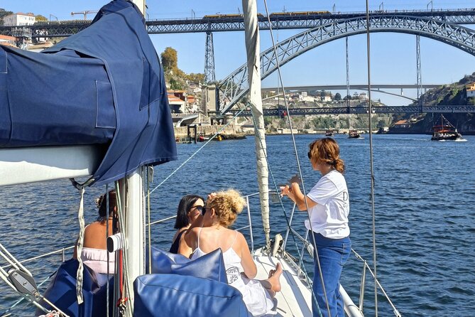 Porto: Cruzeiro privado rio douro até 8 pessoas com wine tasting - Who Should Book This Private Douro Cruise
