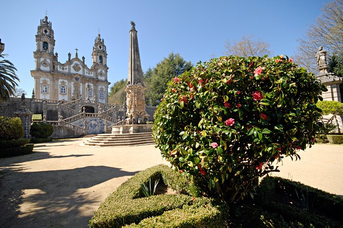 Porto: Day Trip to Douro including lunch and Rivercruise - Porto to Amarante: the quick history-and-food warmup