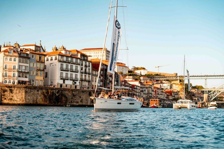 Porto: Daytime or Sunset Douro River Cruise With Port Wine - Why a Douro river cruise beats another walking day in Porto