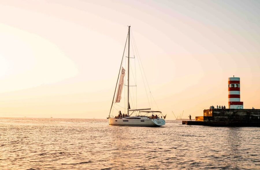 Porto: Daytime or Sunset Douro River Cruise With Port Wine - Porto wine cellars, Serra do Pilar, and the river rhythm of Gaia
