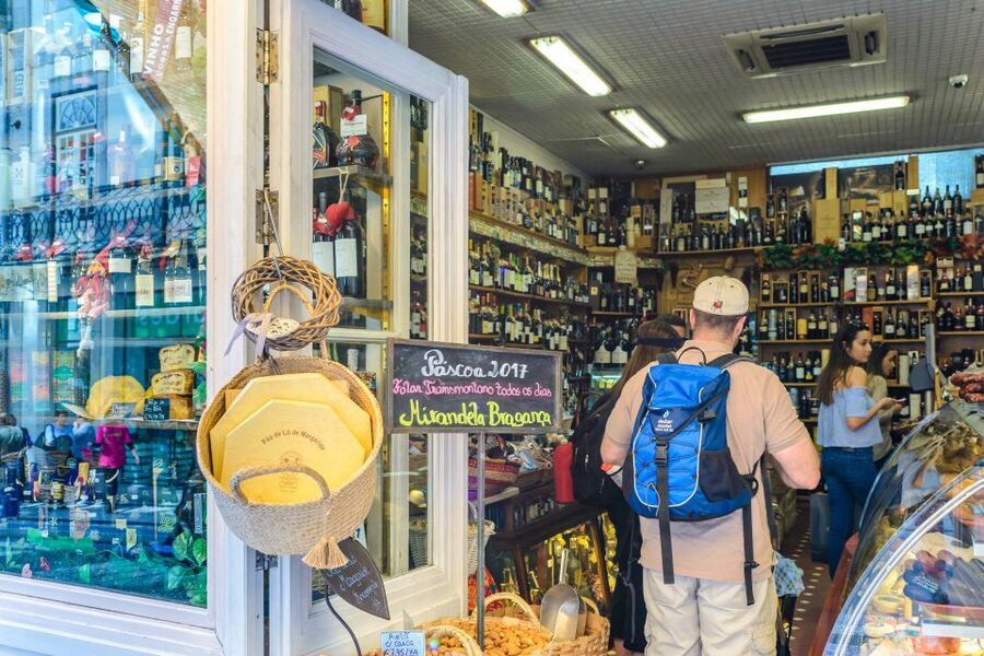 Porto: Delicious Food and Wine Walking Tour - Where you meet, and how to start without fuss