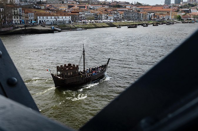 Porto Douro Bridges Cruise - Fernandine Wall: another history moment from the river