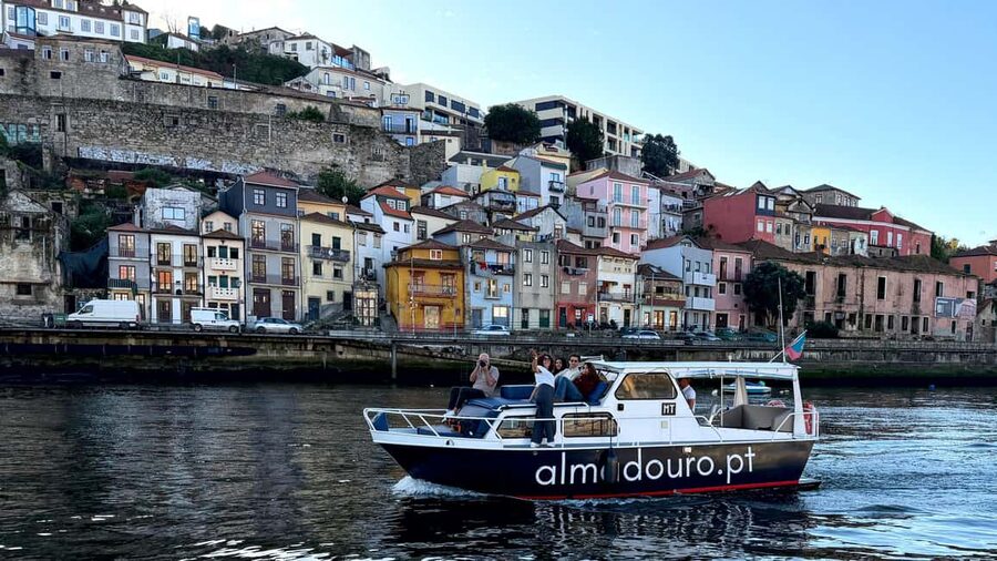 Porto: Douro Cruise, 6 Bridges & 4 Port Wines (Max 7) - FAQ