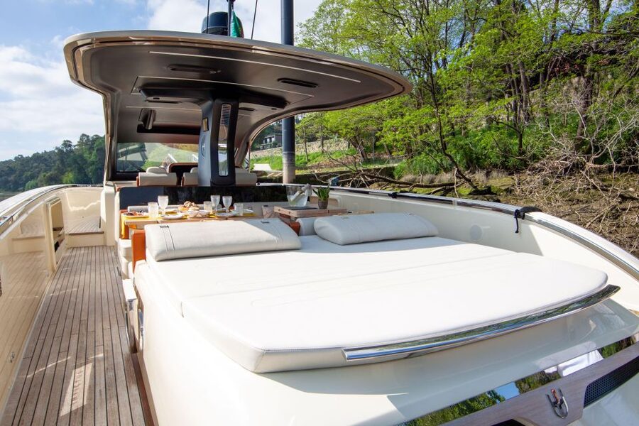 Porto: Douro River 2h Sunset Private Cruise with Port Wine - Price and value for a private group up to 12