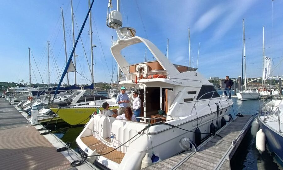Porto:Douro River 6 Bridges tour amazing yatch, Port wine - Price and Value: What $577 for Up to 12 Really Means