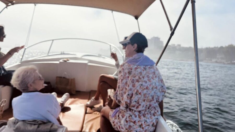 Porto: Douro River Boat Cruise with Port Wine Tasting - Bridge parade: from Ponte Maria Pia to Dom Luis Bridge
