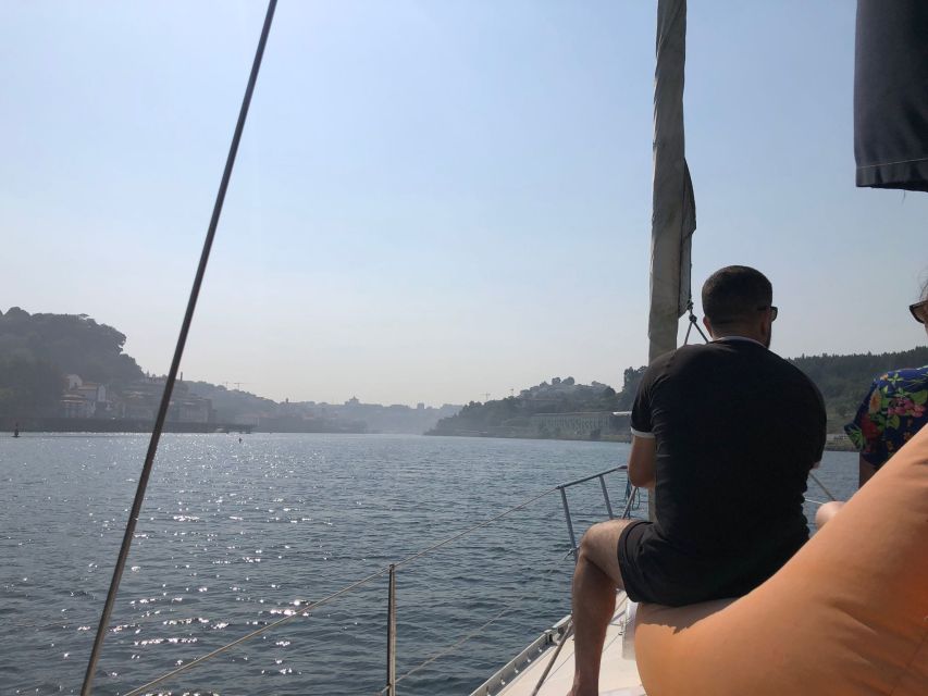 Porto Douro river boat tour or Amazing Sunset - Entering Porto and Gaia from the water
