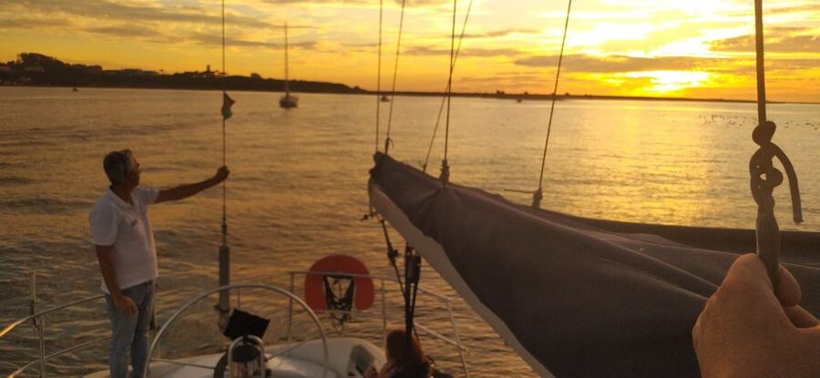 Porto Douro river boat tour or Amazing Sunset - What you drink and snack on deck