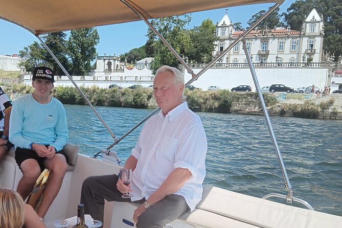 Porto:Douro River boat tour under the 6 bridges - Port wine tasting: red, white, and ruby