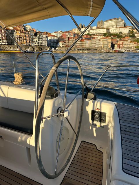 Porto: Douro river Boat tour with wine tasting (small group) - From Douro Marina to the Porto Waterfront, Fast and Scenic