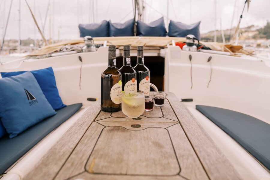 Porto: Douro river Boat tour with wine tasting (small group) - Port Wine Tastings That Actually Teach You What You’re Drinking