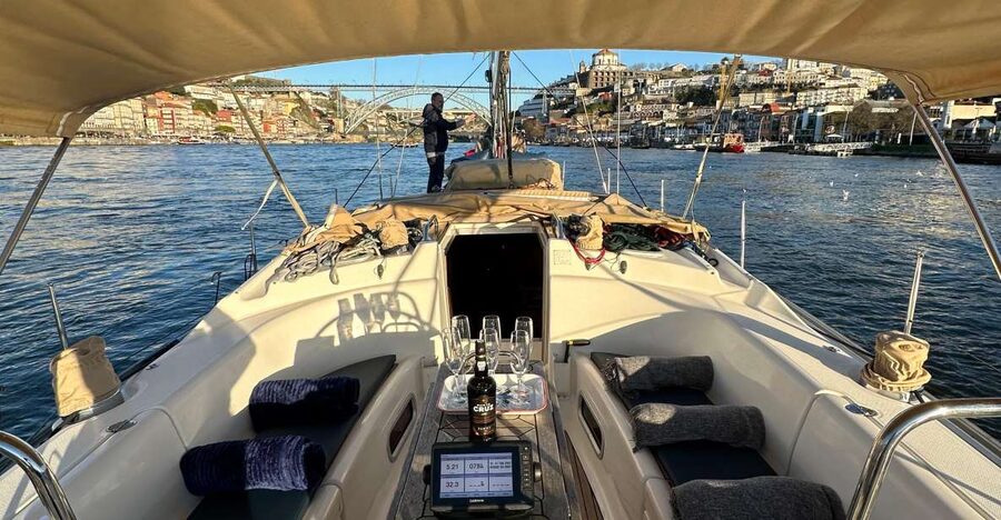 Porto: Douro river Boat tour with wine tasting (small group) - Price and What Makes $49 Feel Fair for This 2-Hour Value