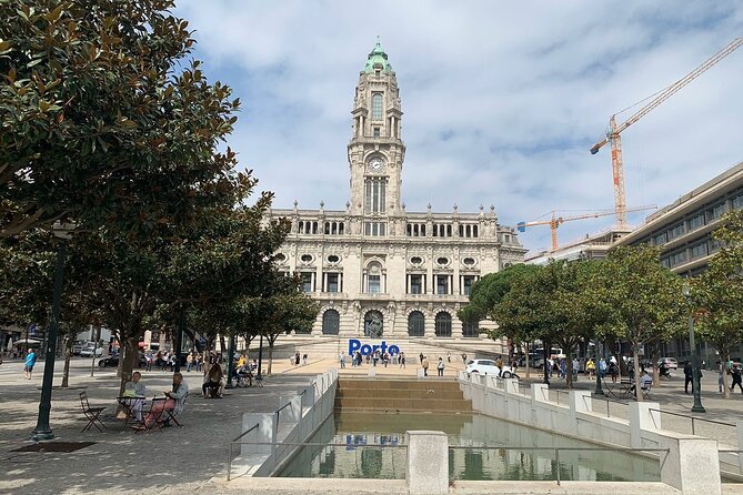 Porto Downtown and Sightseeing Bike Tour - The First Renaissance Building in Portugal: A Small Structure Worth Slowing Down For