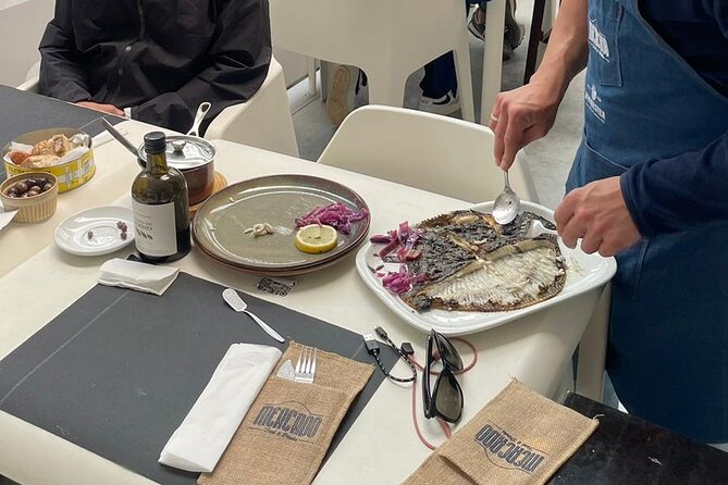 Porto E-Bike and Traditional Market-to-table lunch from Porto - Mercado Municipal de Matosinhos: Where the Lunch Story Gets Real