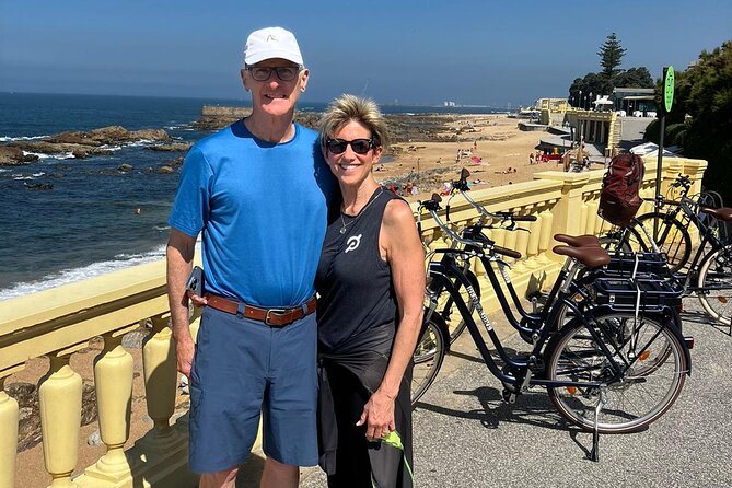 Porto E-Bike and Traditional Market-to-table lunch from Porto - Ribeira to Foz: Two Neighborhood Moods in One Morning